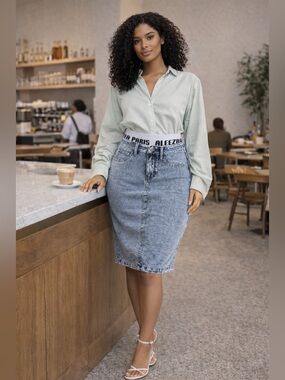 New Aleeza Paris Denim Straight Skirt with Elastic Aleeza Waistband - Size Small